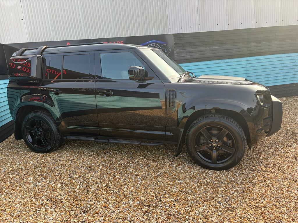Land Rover Defender 110 3.0 D250 Mhev Se Hard Top Suv 4Wd FX72TVP Black #2