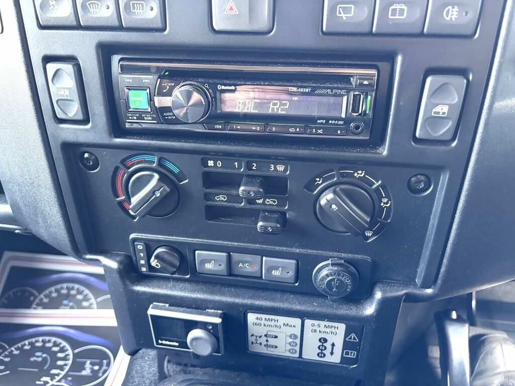 Land Rover Defender 110 110 #19