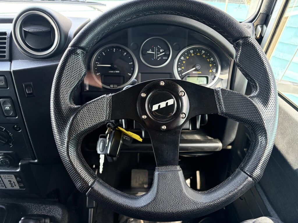 Land Rover Defender 110 110 #17