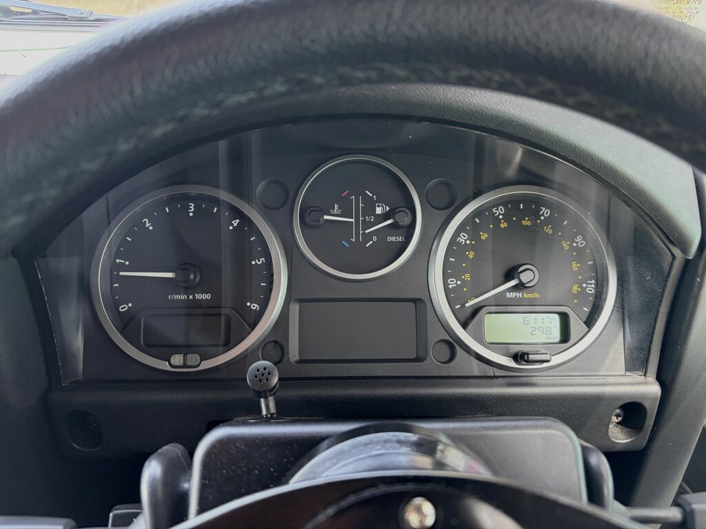 Land Rover Defender 110 110 #18