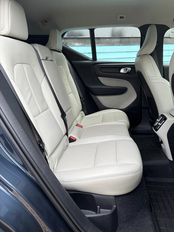 Volvo XC40 2.0 T4 Inscription Pro Suv Awd Eur YG19RLY Blue #6