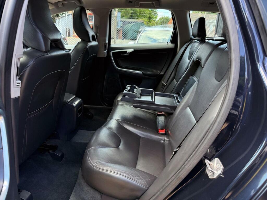 Volvo XC60 2.0 D4 Se Lux Nav Euro 6 Ss Gold #20