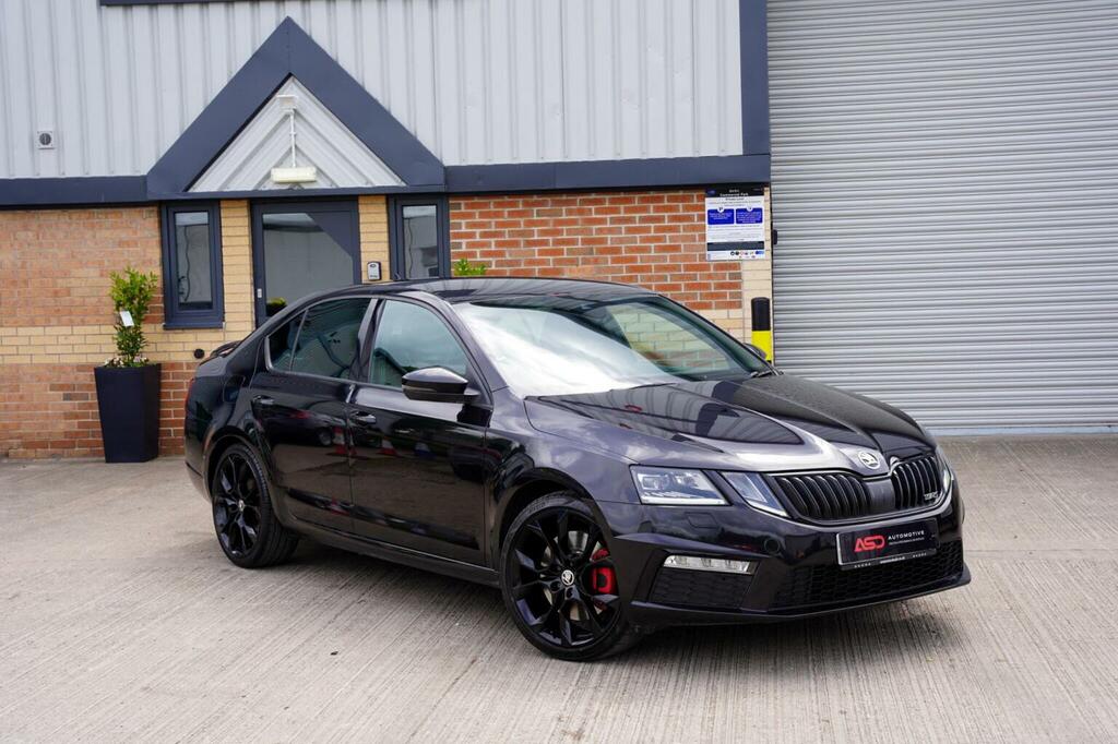 Skoda Octavia Hatchback 2.0 Tsi Vrs Euro 6 Ss 201818 Black