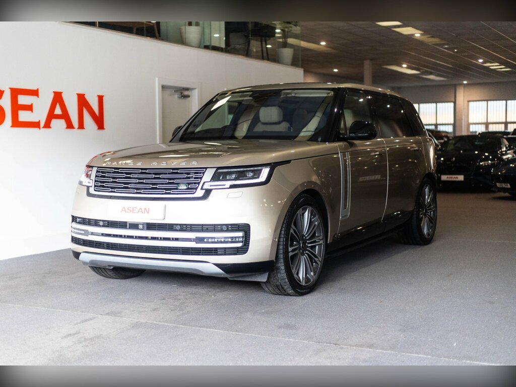 Land Rover Range Rover 4.4 P530 V8 Lwb Gold #4