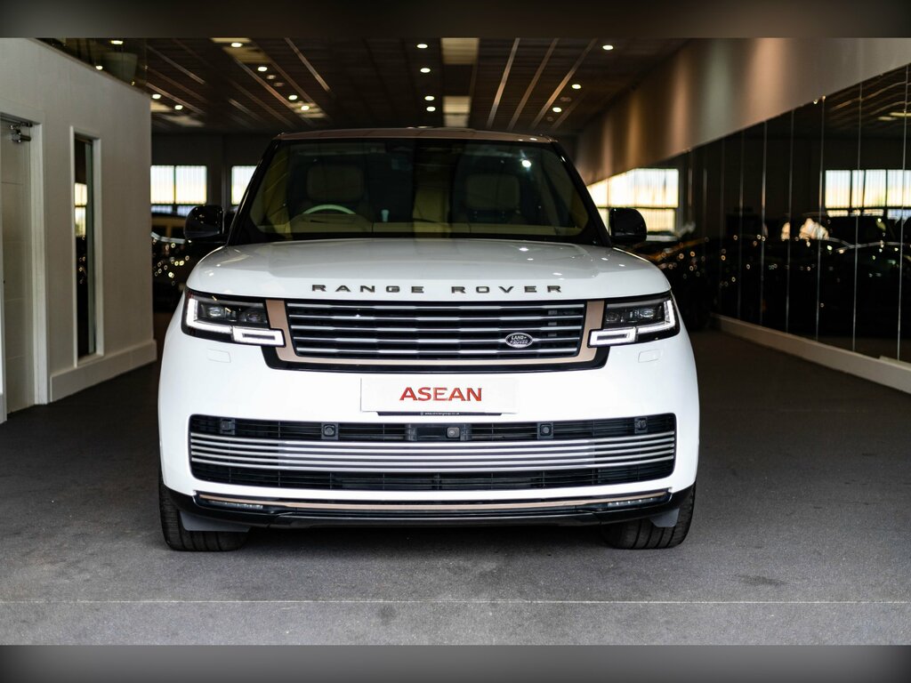 Land Rover Range Rover P615 Sv Lwb 4.4 White #3