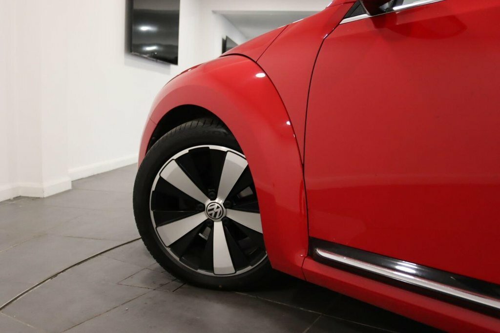 Volkswagen Beetle 2.0 Tdi Sport Cabriolet Euro 5 Red #4