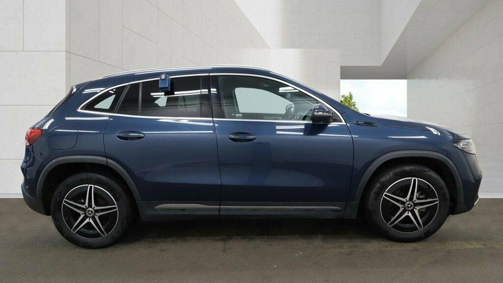 Mercedes-Benz EQA Eqa 250 66.5Kwh Amg Line Blue #5
