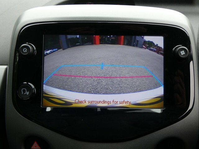 Toyota Aygo 2021 1.0 Vvt-i X-play 70 Ss FL71BNV Black #2