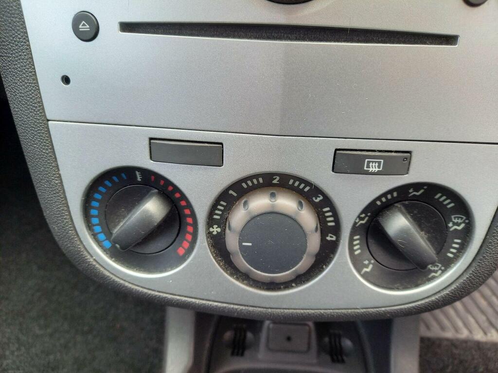 Vauxhall Corsa Hatchback 1.2 16V Energy 2014 White #35