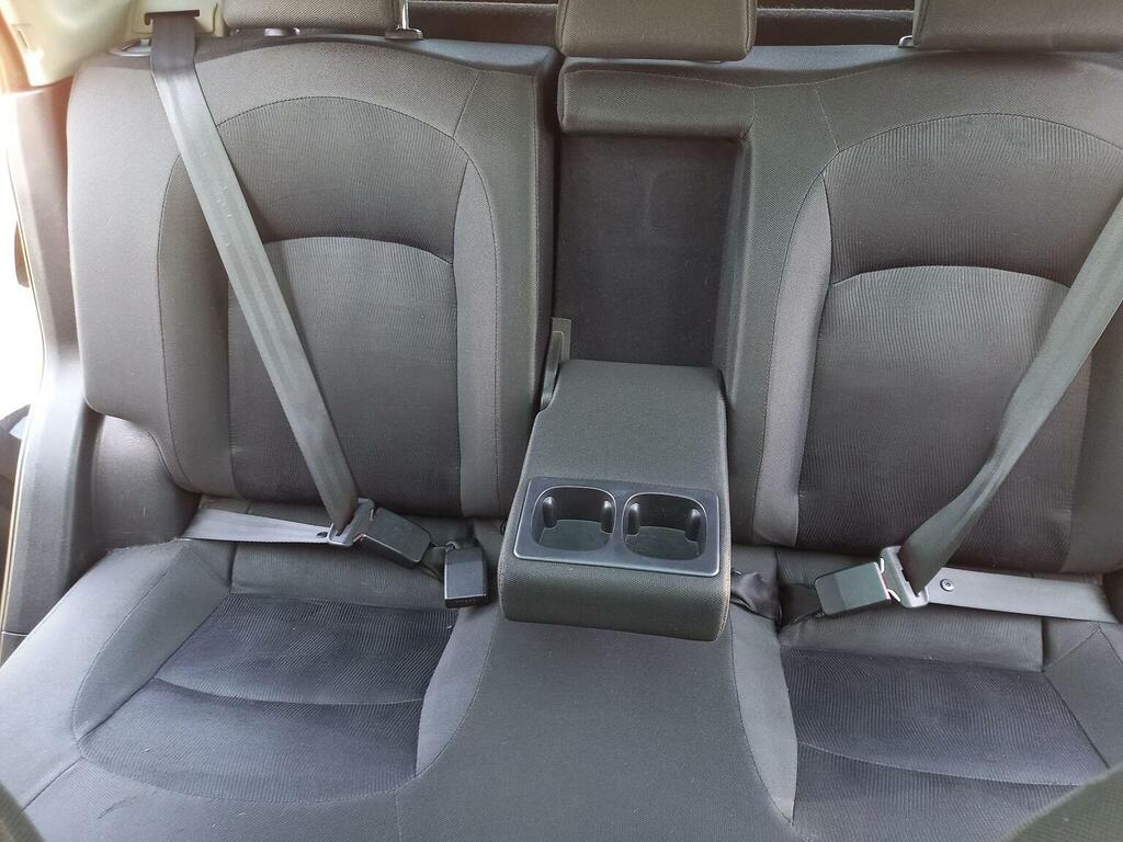 Nissan Qashqai Hatchback White #12