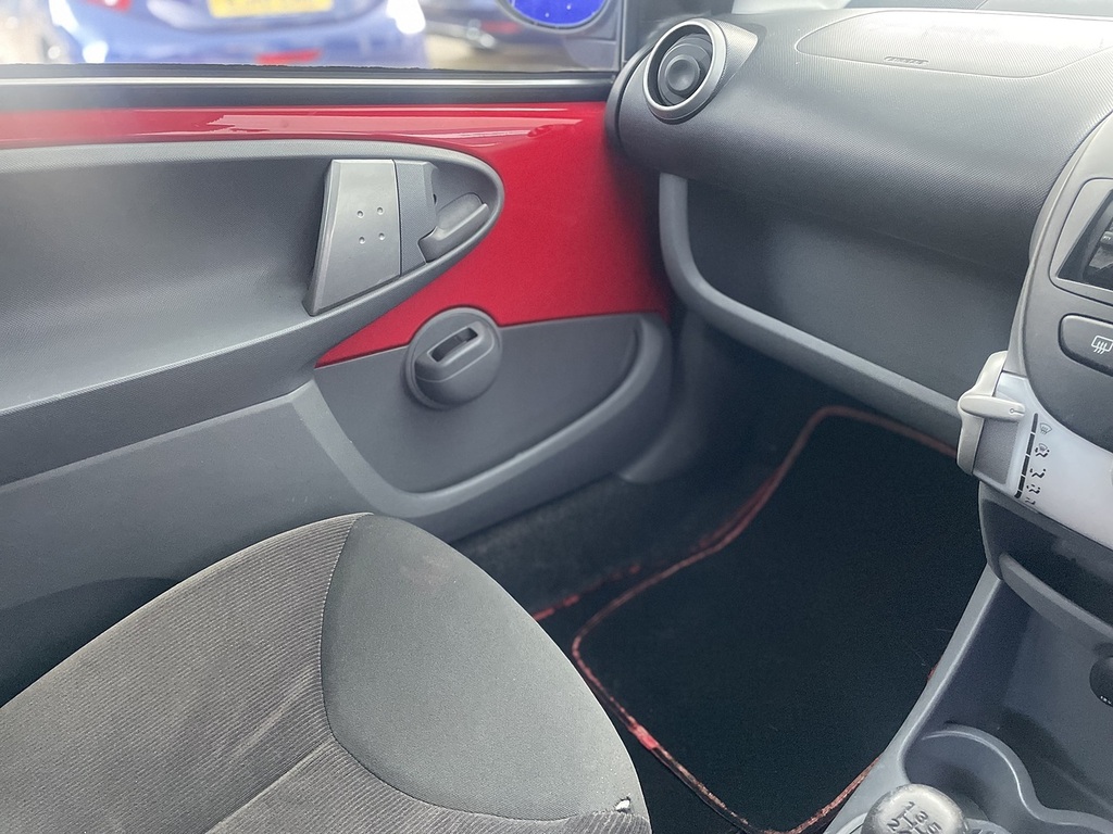 Citroen C1 1.0 Rhythm Red #14