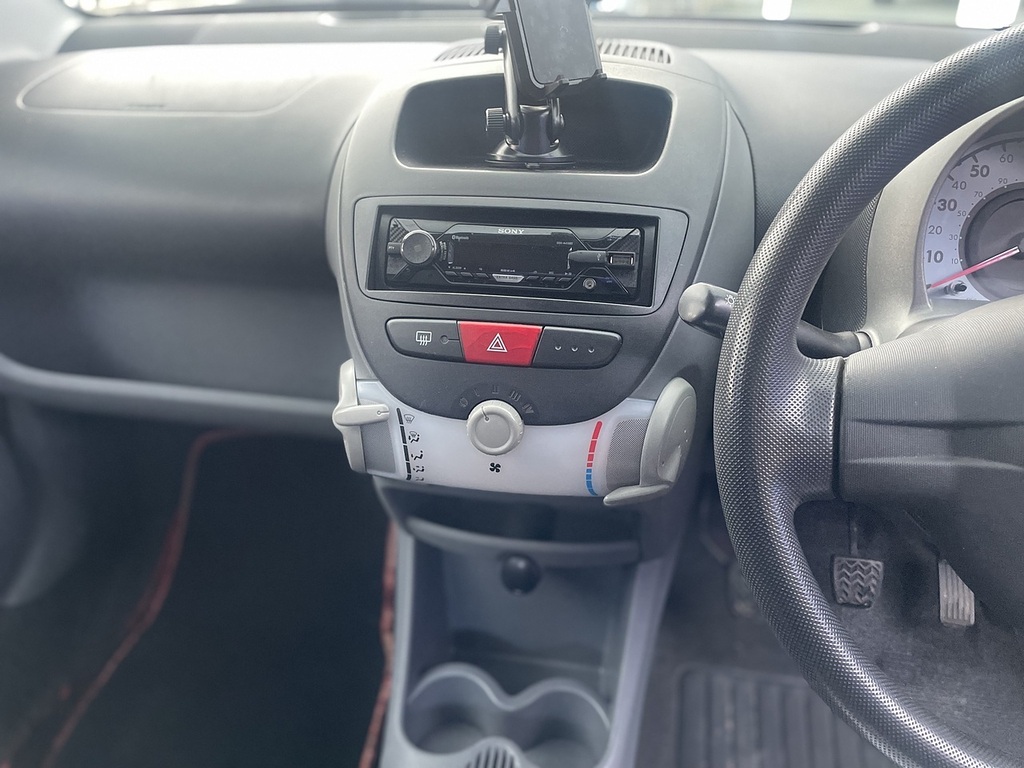 Citroen C1 1.0 Rhythm Red #12