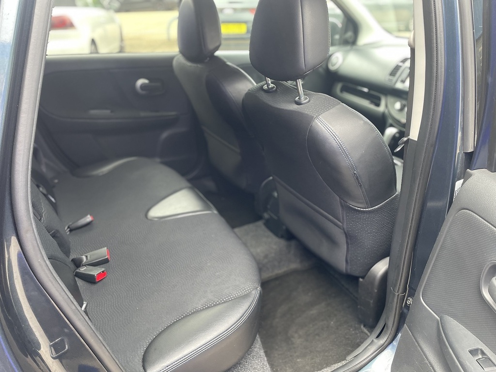 Nissan Note Hatchback Silver #11