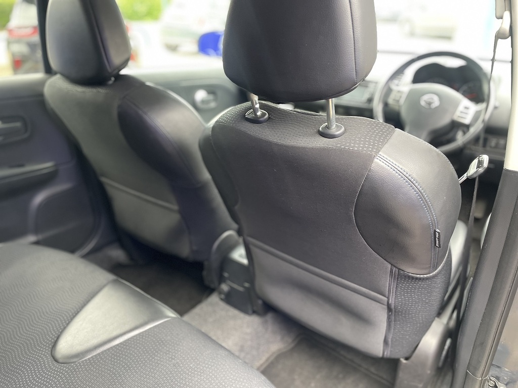 Nissan Note Hatchback Silver #13
