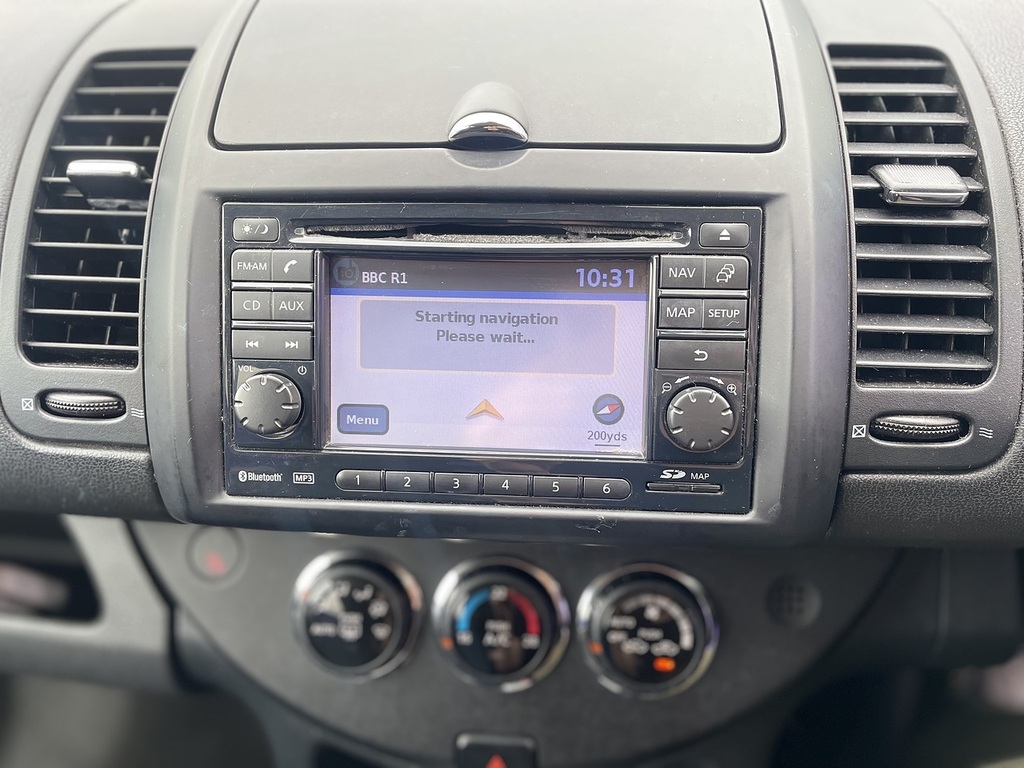 Nissan Note Hatchback Silver #20