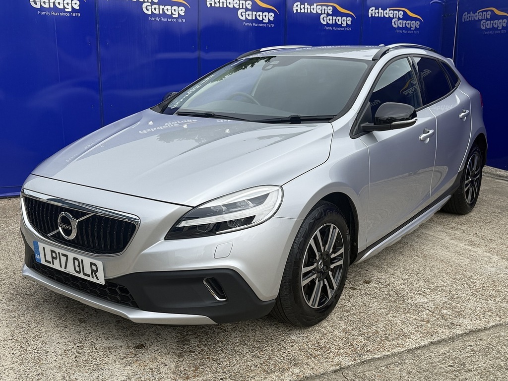 Volvo V40 Cross Country T3 Nav Plus Silver