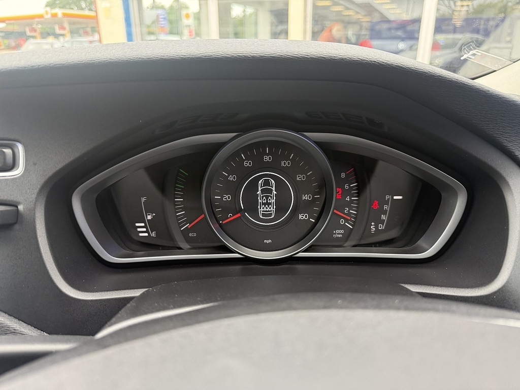 Volvo V40 Cross Country T3 Nav Plus LP17OLR Silver #6