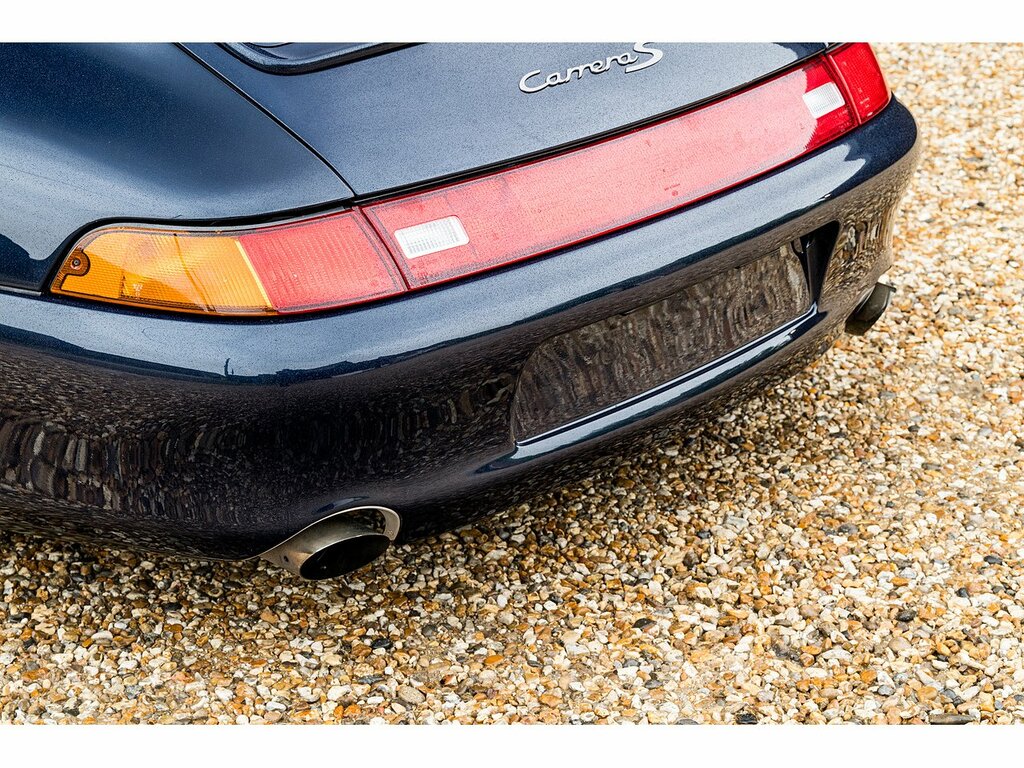 Porsche 911 993 Carrera S Tiptronic 42 Red #32