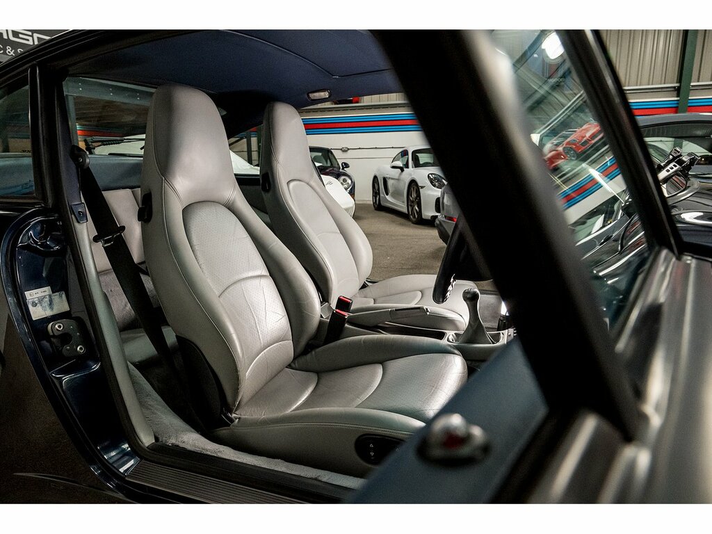 Porsche 911 993 Carrera S Tiptronic 42 Red #17