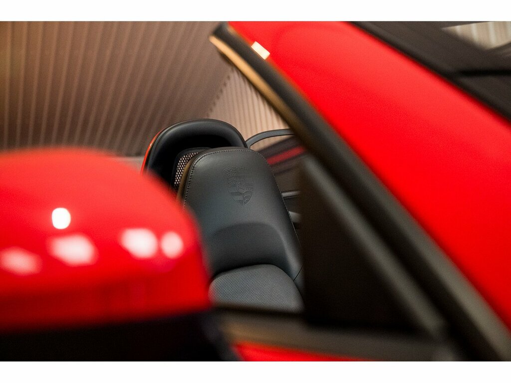 Porsche 718 Boxster S Blue #33