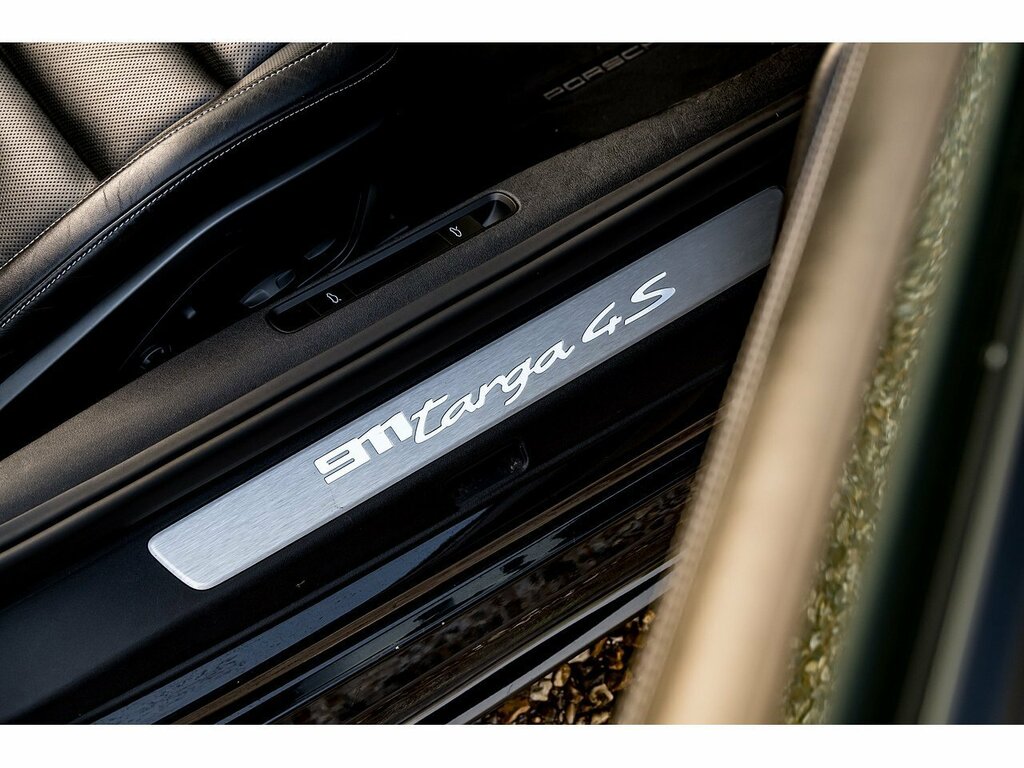 Porsche 911 Targa 4S Pdk 23 Black
