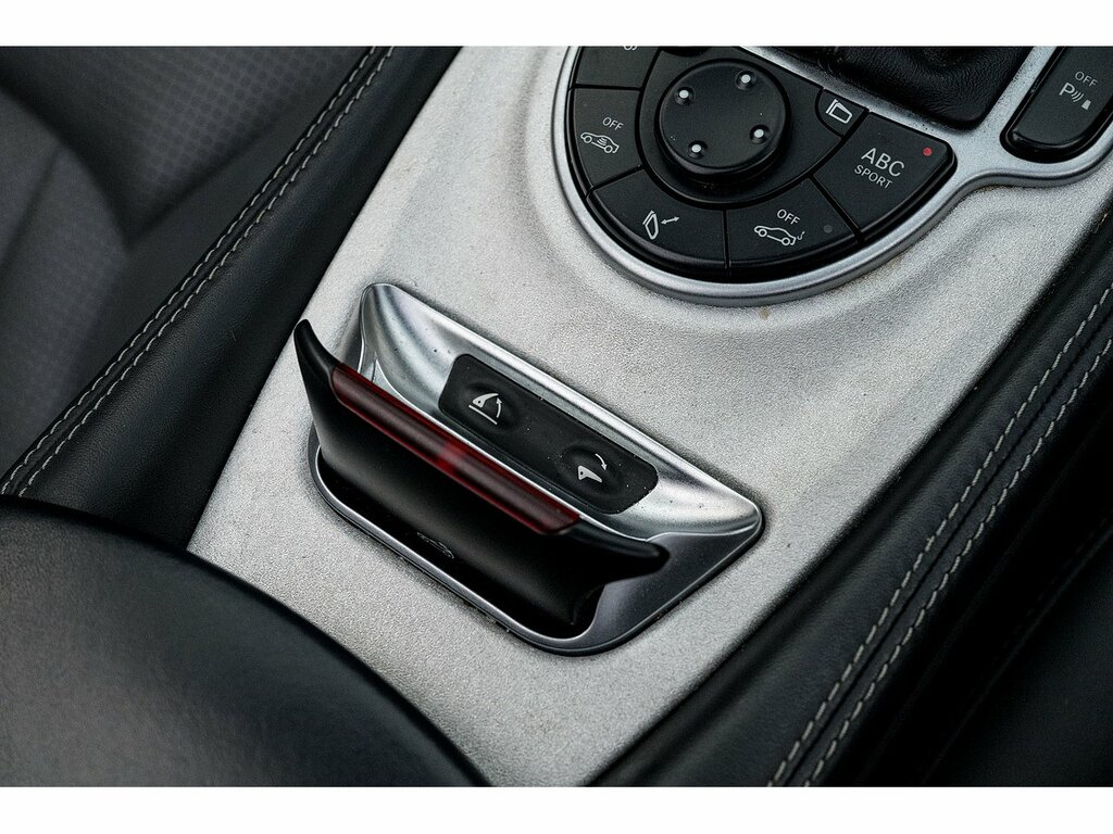 Mercedes-Benz SL Class Amg #75