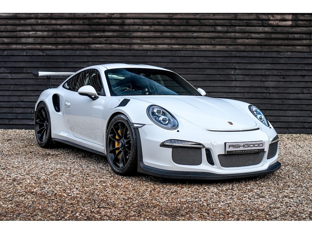 Porsche 911 Gt3 Rs Due In White