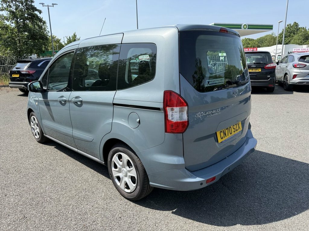 Ford Tourneo Courier 1.5L Zetec Blue #5
