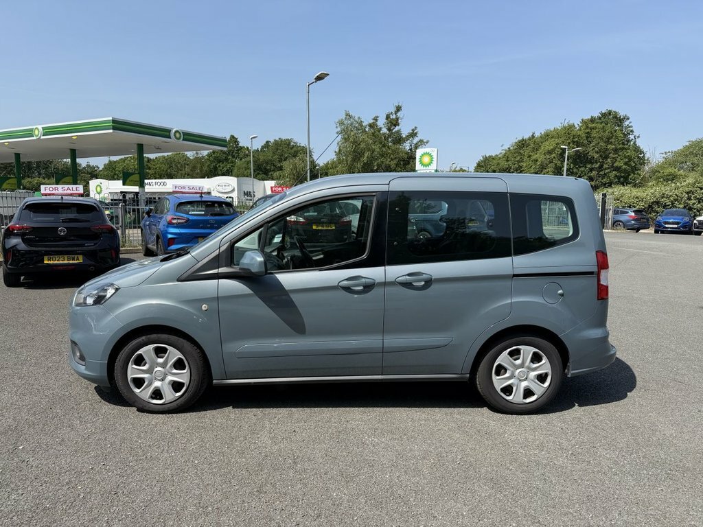Ford Tourneo Courier 1.5L Zetec Blue #6