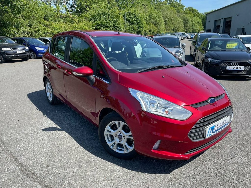 Ford B-Max 1L Zetec Navigator Red