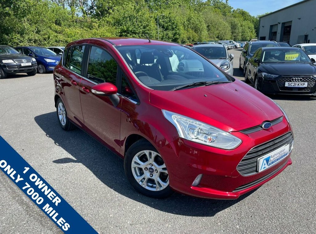 Ford B-Max 1L Zetec Navigator Red