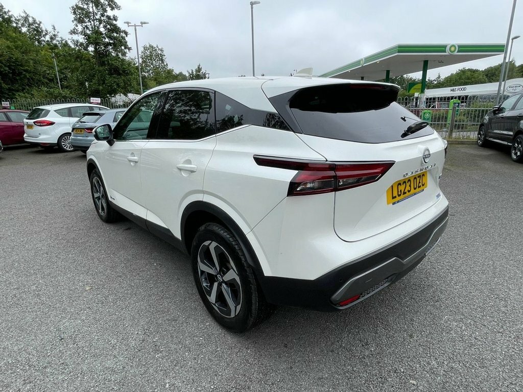 Nissan Qashqai 1.5L N-connecta LG23OZC White #5