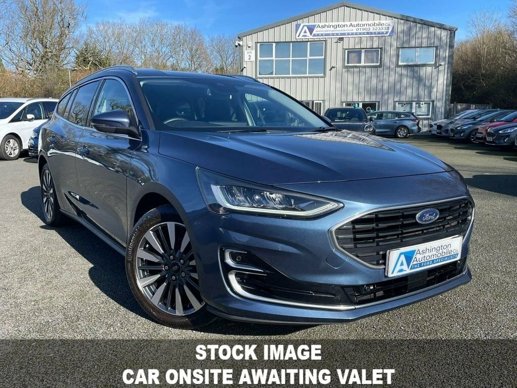 Ford Focus 1L Titanium Blue