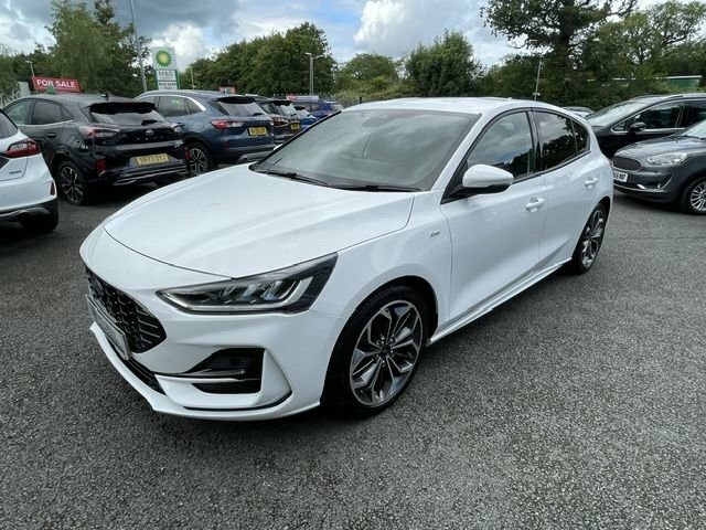 Ford Focus 1L St-line X Edition White #3