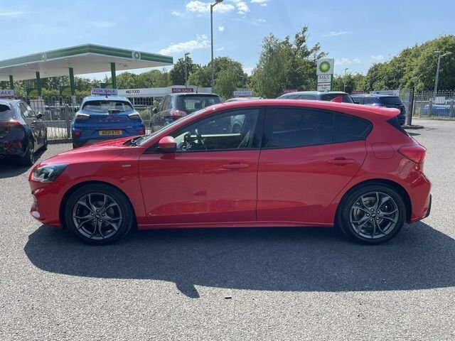 Ford Focus 1L St-line BG19ZDU Red #3