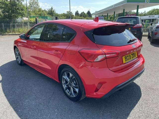 Ford Focus 1L St-line BG19ZDU Red #4