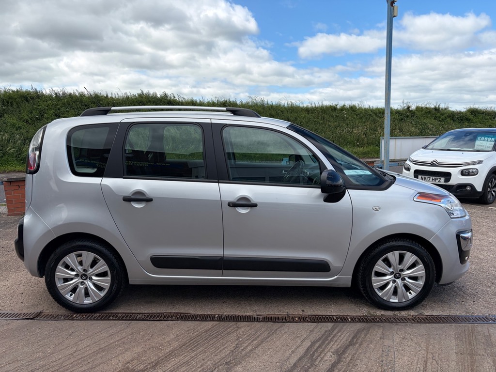 Citroen C3 Picasso 1.6 Bluehdi Edition 20 Tax, Very Low Mileage Silver #2