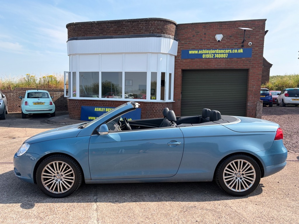 Volkswagen EOS 2.0 Tsi Sport Folding Hard Top With Panoramic Blue #2