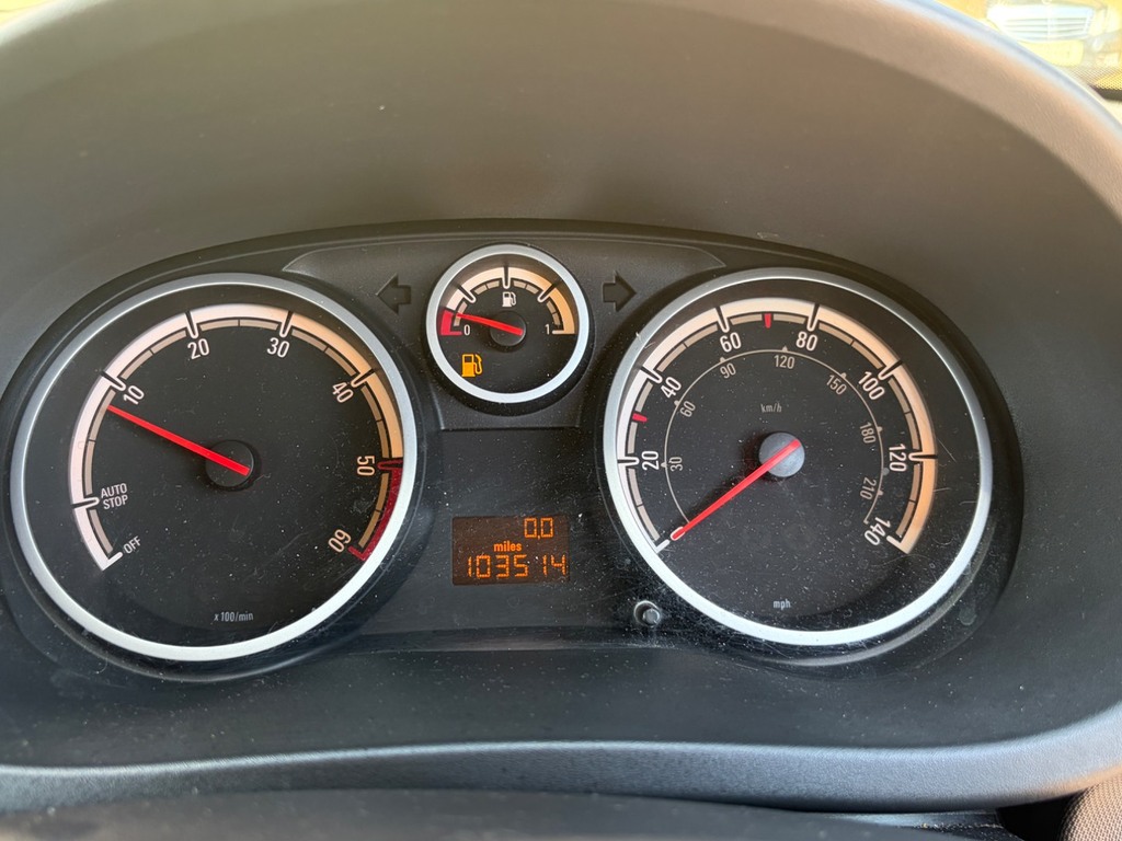 Vauxhall Corsa 1.4 16V Sri Euro 5 Ac Black #8