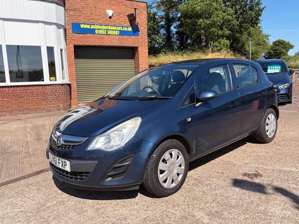 Vauxhall Corsa 1.4 16V Sri Euro 5 Ac Black #1