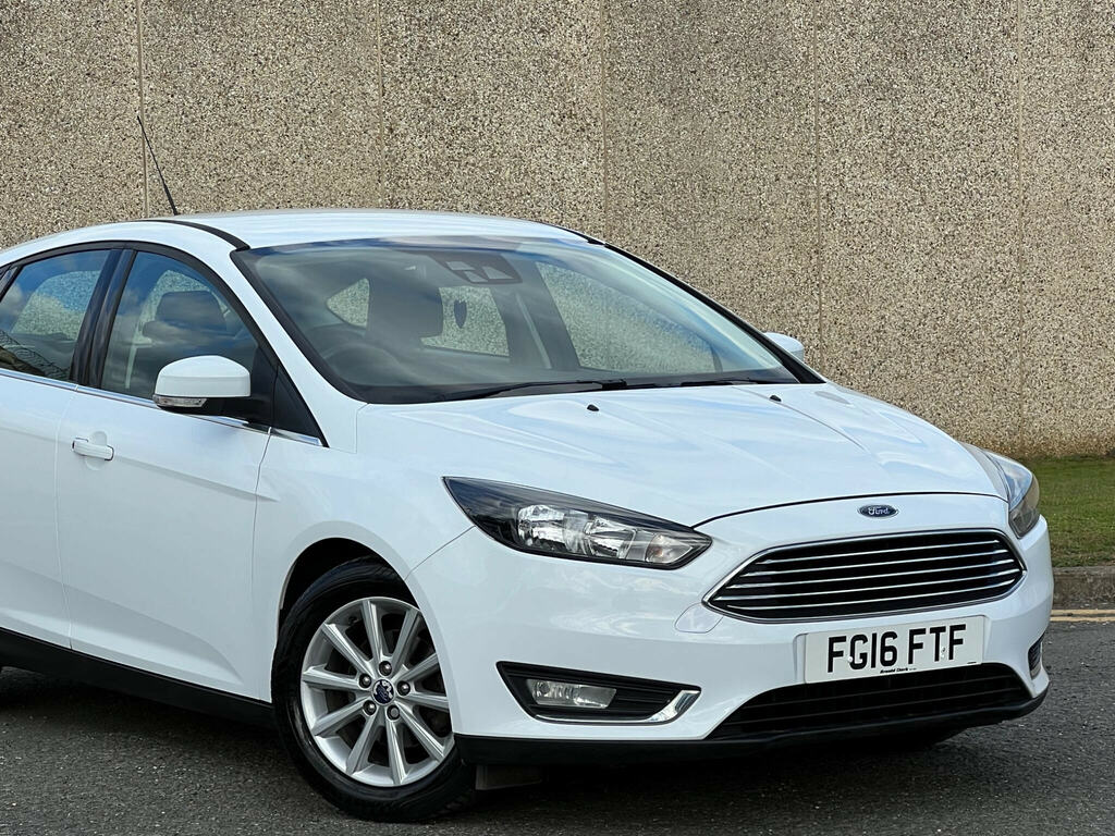 Ford Focus 1.0T Ecoboost Titanium Euro 6 Ss FG16FTF White #4