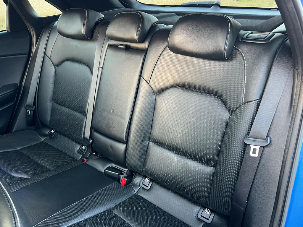 Kia Ceed 1.4 T Gdi Gt Line Hatchback  #21