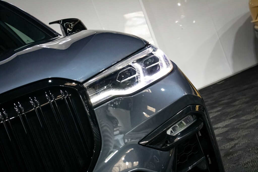 BMW X7 Xdrive M50d Step Black #7