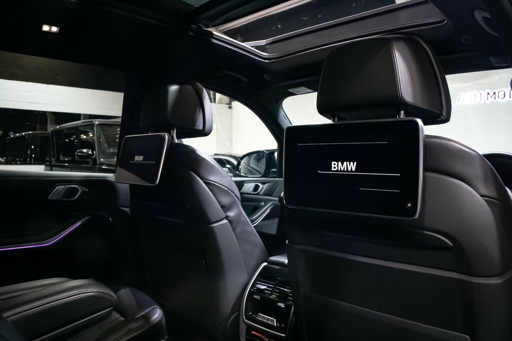BMW X7 Xdrive M50d Step Black #23
