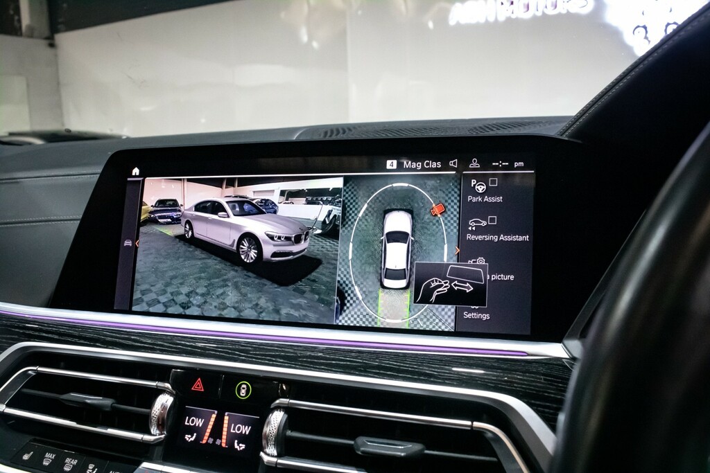 BMW X7 Xdrive M50d Step Black #38
