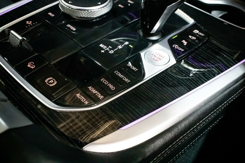 BMW X7 Xdrive M50d Step Black #44