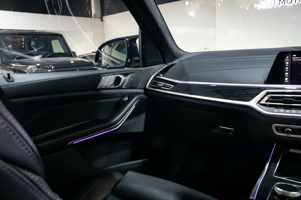BMW X7 Xdrive M50d Step Black #29