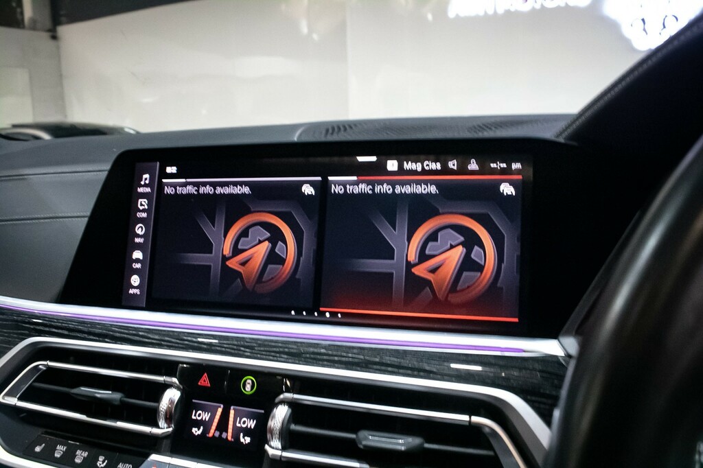 BMW X7 Xdrive M50d Step Black #31