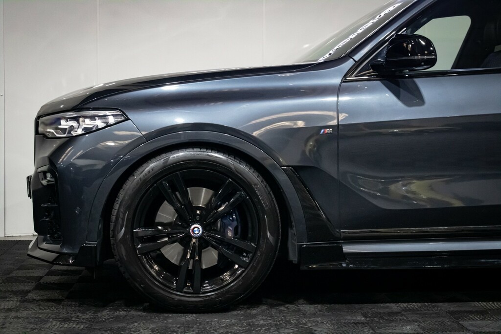 BMW X7 Xdrive M50d Step Black #9