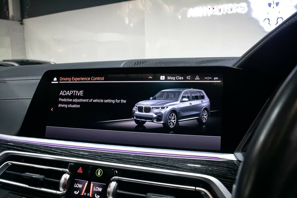 BMW X7 Xdrive M50d Step Black #36